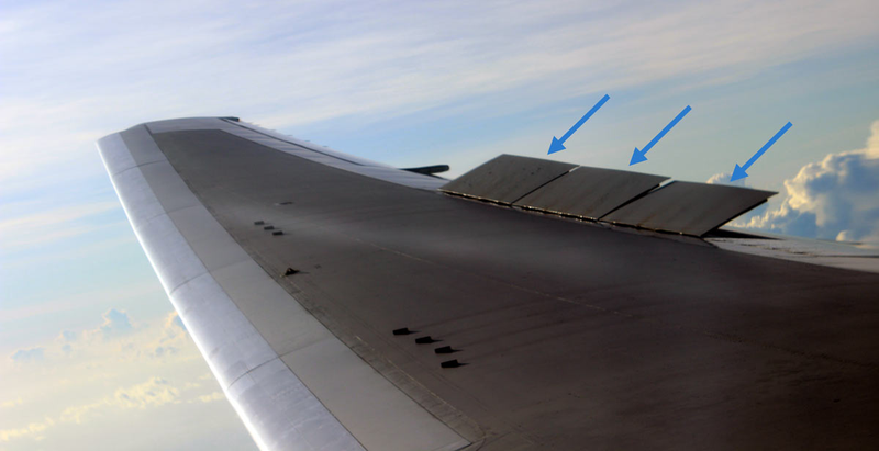 Spoilers de un MD-80 accionados, lo que nos indica que está próximo a su destino